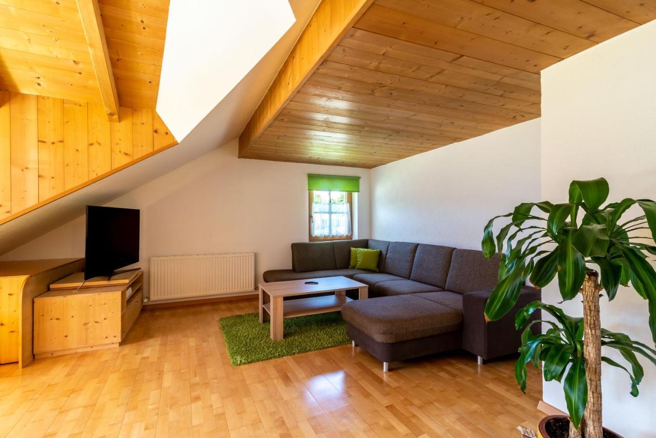 Haus St. Bernard Apartment Pettneu am Arlberg Exterior foto