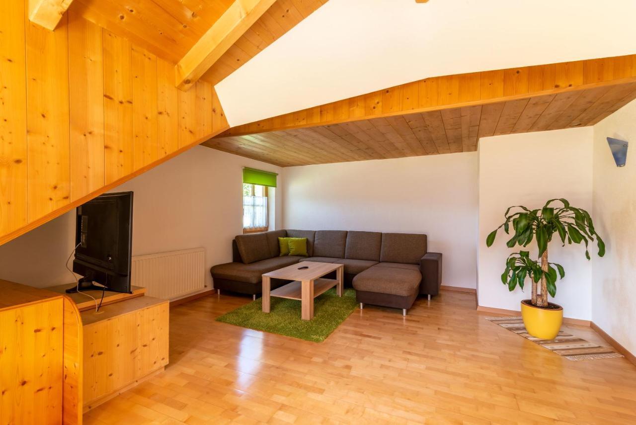 Haus St. Bernard Apartment Pettneu am Arlberg Exterior foto